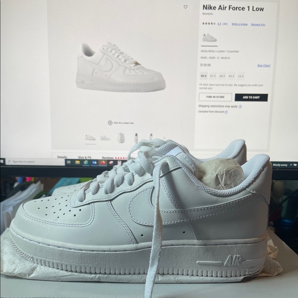 Brand New Nike Air Force 1s with original box - Picture 1 of 4